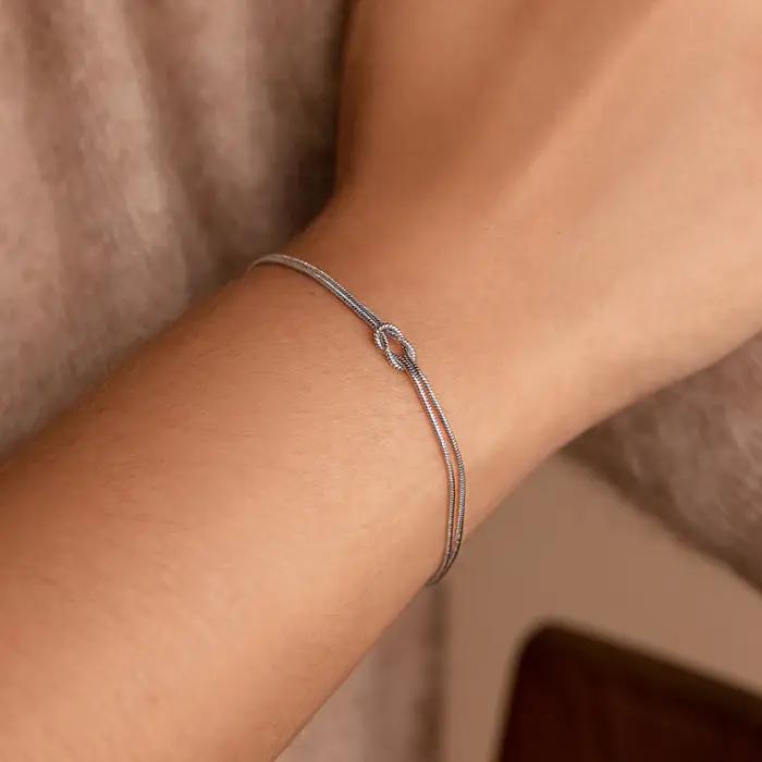 Bracelet Double Chaîne Serpent Nœud d'Amour Acier inoxydable Couleur Or Bracelets Ajustables Femmes Hommes Couple Bijoux Minimalistes