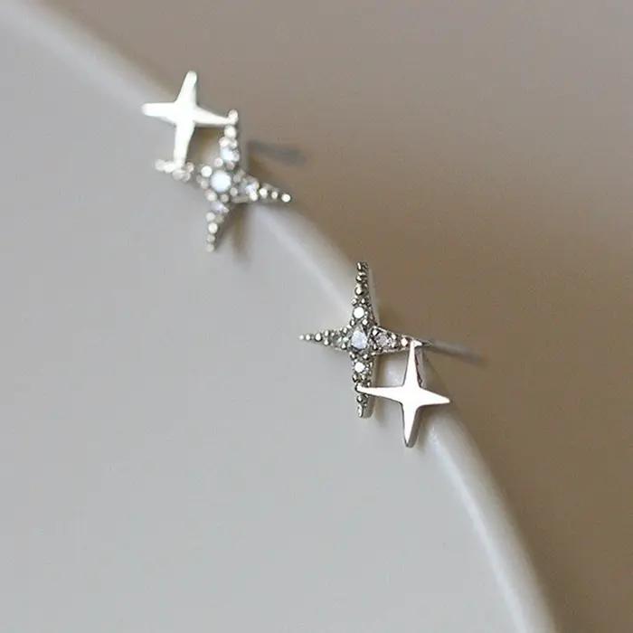 Nouvelles Boucles d'Oreilles Clous Asymétriques en Argent pour Femme