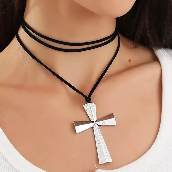 Collier ras du cou Vintage pour femme, ruban en velours noir, bijoux de Style rétro, cadeau de fête, pendentif