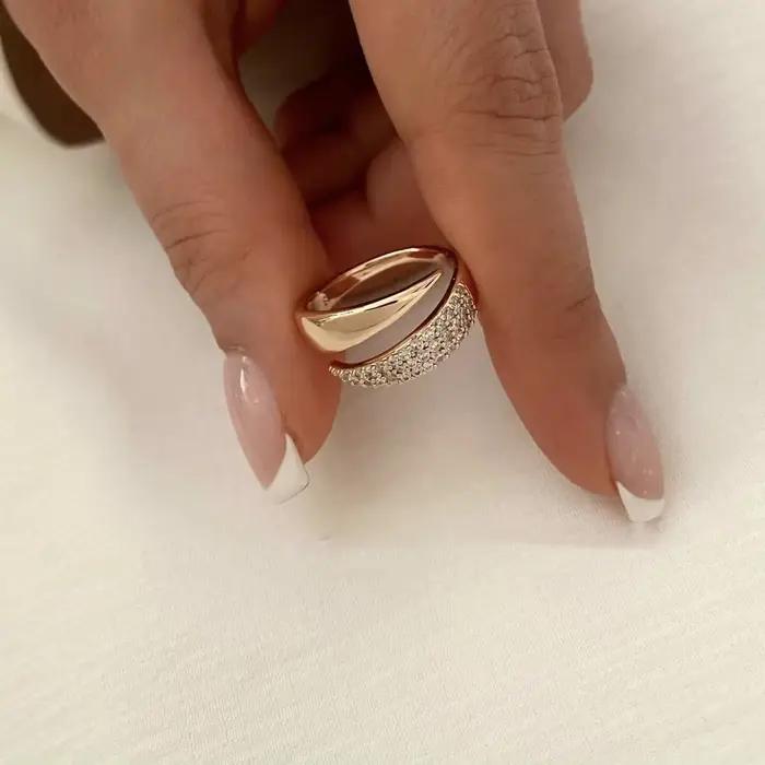 Bagues de soleil plaquées or 18 carats en acier inoxydable avec pierre naturelle pour femmes occasions spéciales soirée élégante