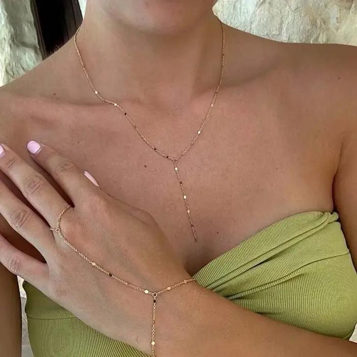 Collier avec pendentif pompon en forme de Y pour femmes