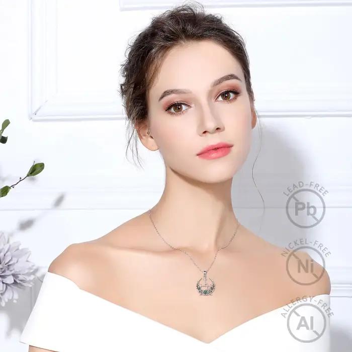 Collier en argent sterling 925 avec pendentif Lilith Moon opale pour femmes et hommes occasions spéciales déesse Lilith symbole puissance individuelle