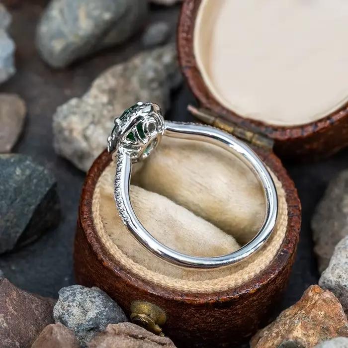 Bague en argent Sterling 925 pour femmes, bijoux ovales brillants en zircone verte, accessoires gracieux pour fête d'anniversaire