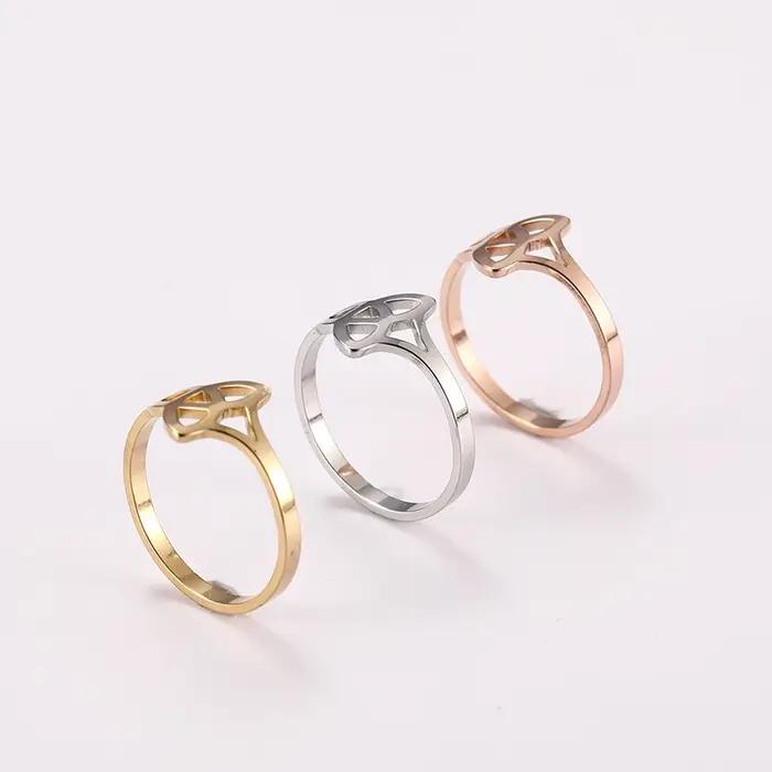 Bague à nœud irlandais de sorcière pour femmes