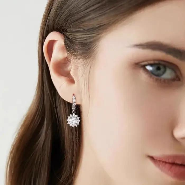 Ensemble collier et boucles d'oreilles tournesol en argent S925 avec Moissonite pour femmes, bijoux floraux élégants et durables pour les occasions spéciales