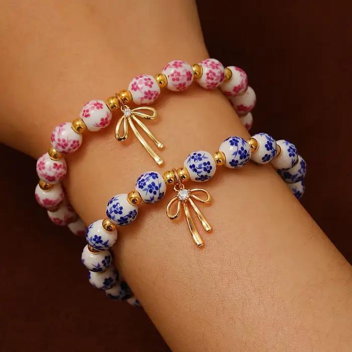 Bracelet en céramique avec nœud fait à la main, bleu et blanc, corde élastique réglable chinoise, pendentif pour fille à la mode, accessoires cadeau