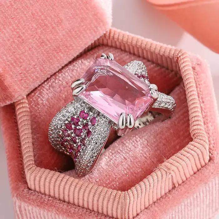Bague en zircone cubique rose doux pour femmes