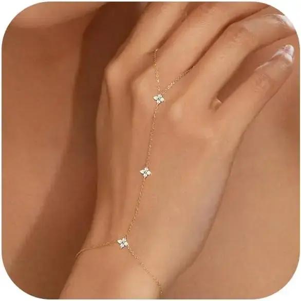 Bracelet en or 14K et acier inoxydable avec marguerites en zircone cubique pour femmes occasions spéciales et cadeaux de luxe