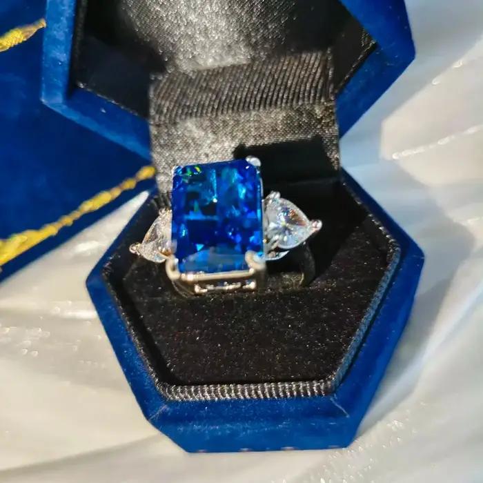 Bague en argent Sterling 925 pour femmes, couleur brillante, coupe fleur de glace, Zircon Grand Carat, magnifique et élégante