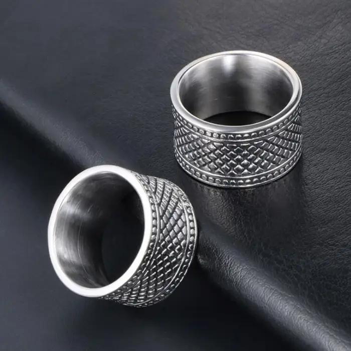 Bague large de 12 mm pour homme en acier inoxydable massif