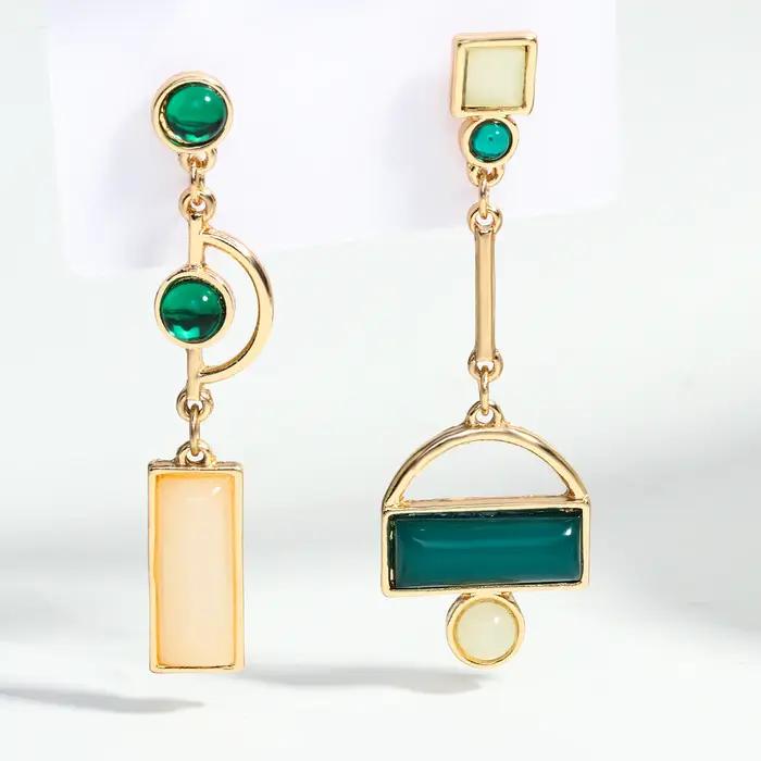 Boucles d'oreilles AENSOA en métal avec motifs de plantes ornementaux et strass pour femmes mode et élégance occassions spéciales