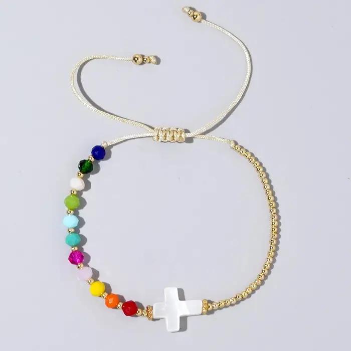 Bracelet réglable avec pendentif croix Boho