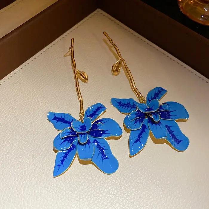 Boucles d'oreilles pendantes en forme de fleur, design rétro élégant et luxueux, accessoires pour les oreilles