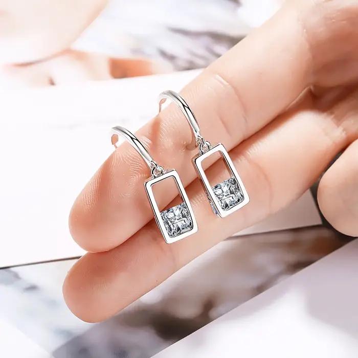 Boucles d'oreilles géométriques carrées en argent Sterling 925