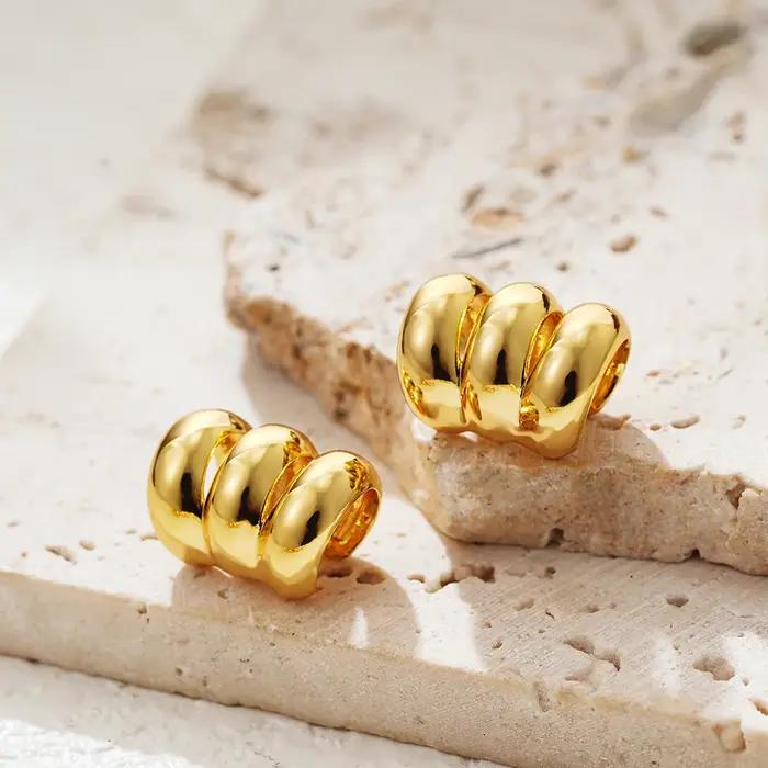 Manchette d'oreille plaquée or carillon pour femme