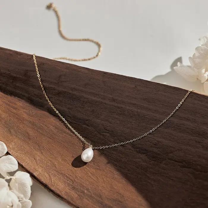 Collier classique avec pendentif perle goutte forme élégante cadeau occasion spéciale femmes mariage anniversaire