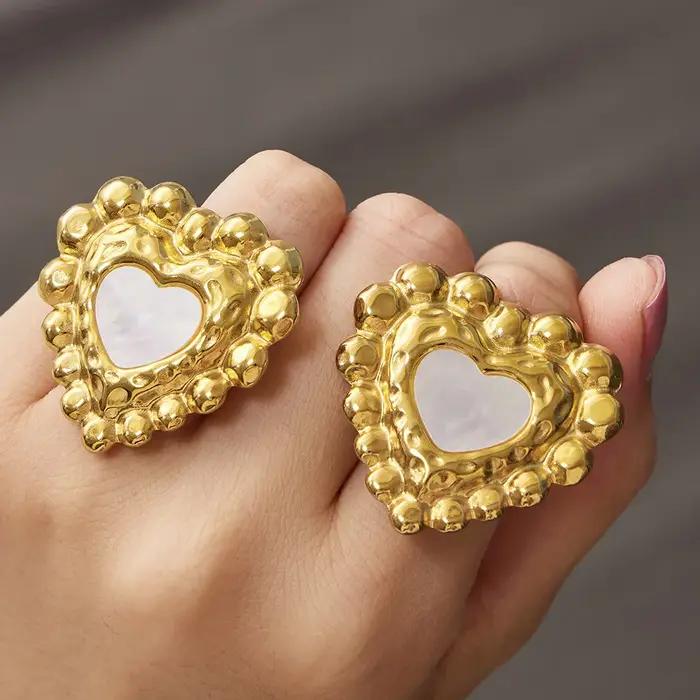 Bague en acier inoxydable 316L plaqué or 18 carats avec cœur en nacre et émail coloré