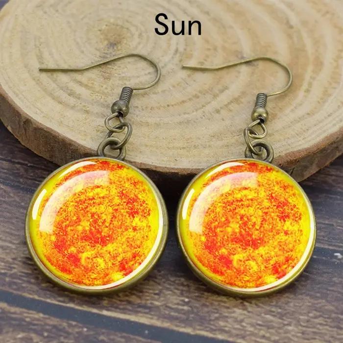 Boucles d'oreilles système solaire vendange en verre avec base de cuivre pour femmes pour les occasions spéciales et les soirées formelles