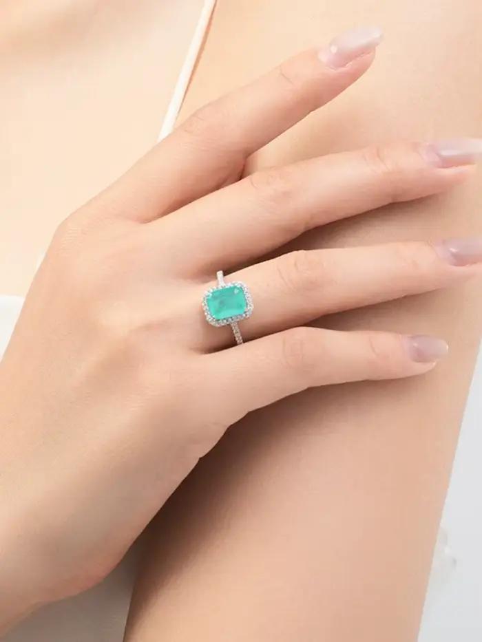 Bague carrée à quatre griffes en argent Sterling 925