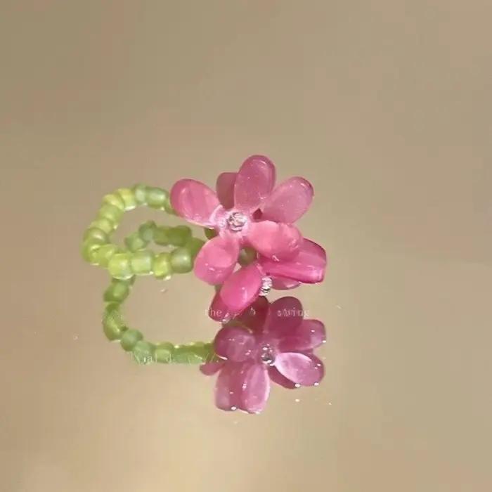 Bague romantique en forme de fleur violette