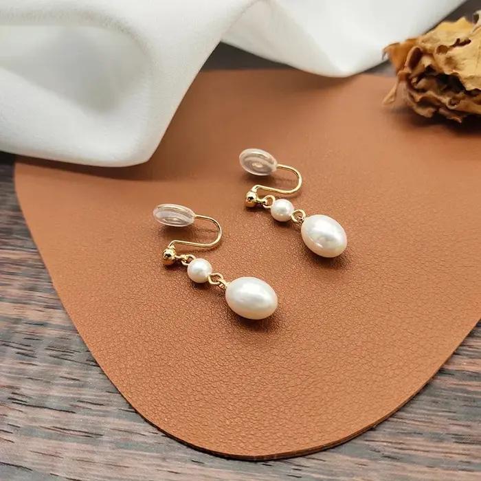 Boucles d'oreilles à clip élégantes en perles NicheDesign