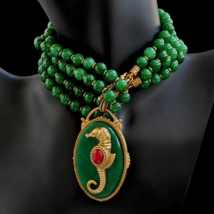 Collier et boucles d'oreilles Hippocampus double couche en agate verte