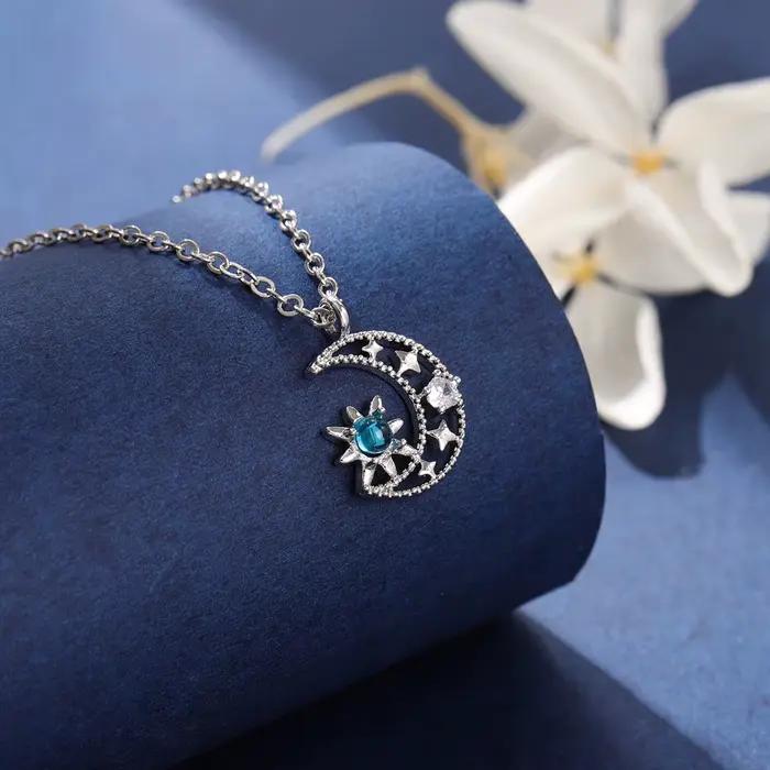 Collier en argent sterling 925 lune bleue claire cristaux étoile occasionnelle femme soirée festive
