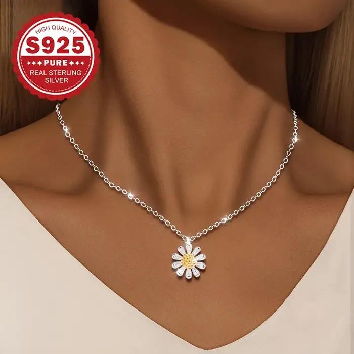 Un collier tendance pour femme
