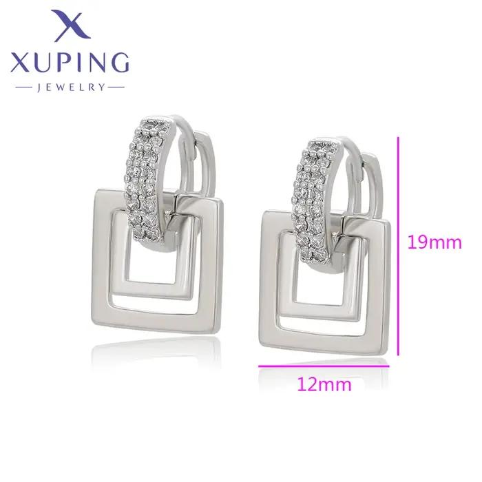 Boucles d'oreilles créoles élégantes en alliage de cuivre pour femmes, style classique, finition plaquée rhodium, idéal pour toutes occasions spéciales