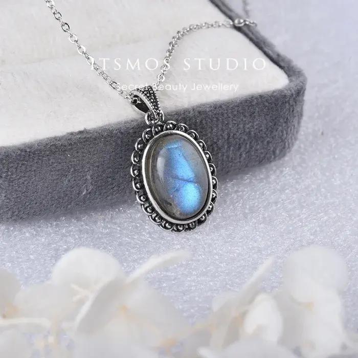 Pendentif en Labrumen Naturel Plaqué Argent pour Femme