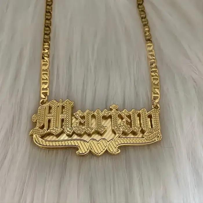 Collier avec nom personnalisé