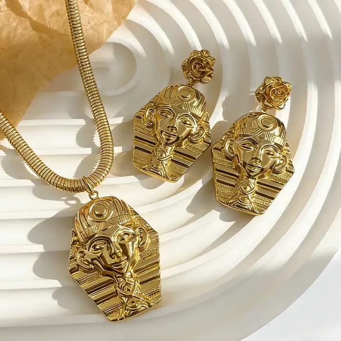 Ensemble de bijoux Vintage en forme de pyramide pendentif de paon égyptien antique couleur or collier en cuivre boucles d'oreilles accessoires cadeaux pour femmes