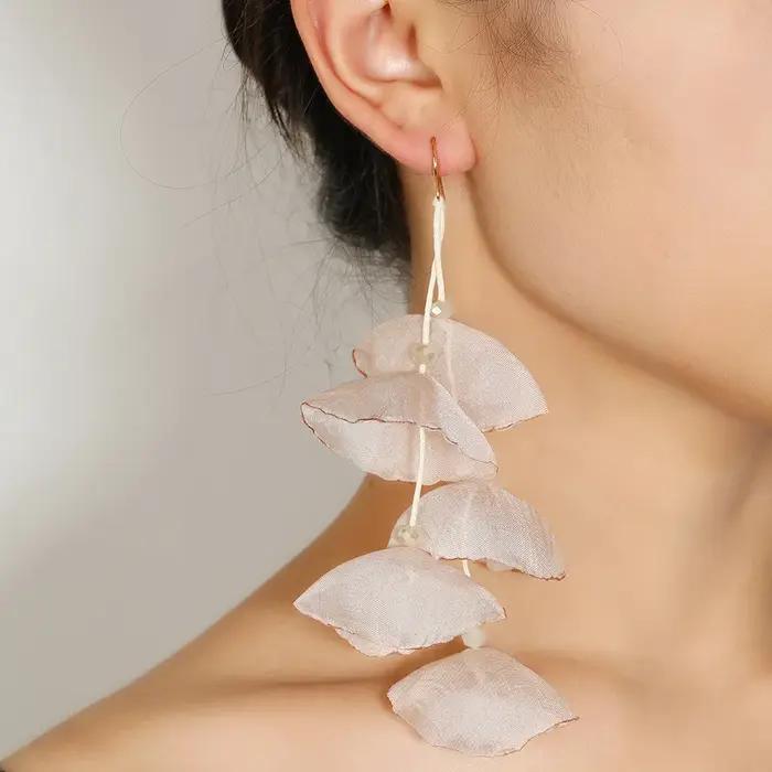 Boucles d'oreilles longues à breloques pour femmes, bijoux Vintage, style Boho, mode fleurs, pendant