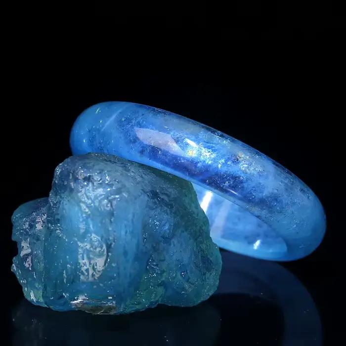 Bracelet aquamarine noir brillant, objet de collection, ancien matériau brésilien