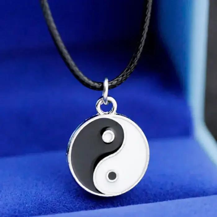 Collier Yin Yang Bagua en alliage avec design en forme de goutte et chaîne