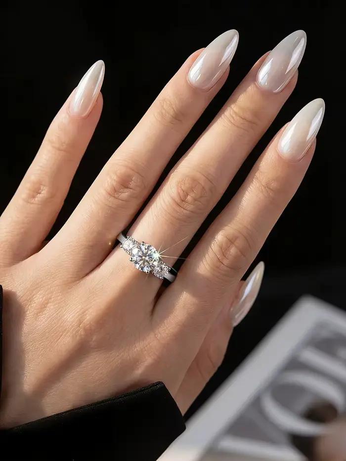 Bague de luxe en argent sterling 925 avec trois moissanites rondes de 1 carat pour femme, bijou fin de haute qualité pour anniversaire