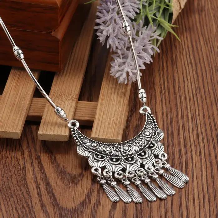Aihua bohème ethnique déclaration papillon colliers pour femmes tibétain argent métal pendentifs