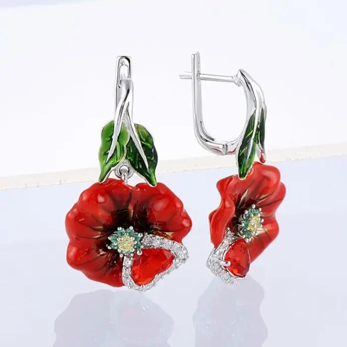 Boucles d'oreilles pendantes romantiques rétro micro-incrustées de zircon 5A