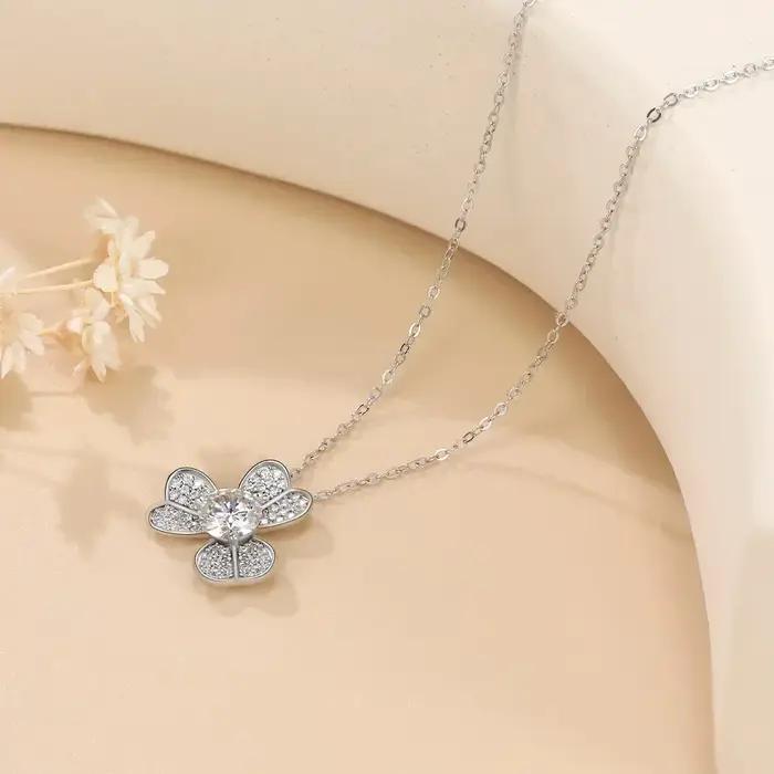 Collier Trèfle en Moissanite 1 carat Pretty Beauty pour Femme
