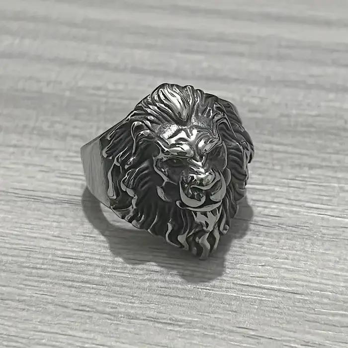 Bague lion punk rétro européenne et américaine