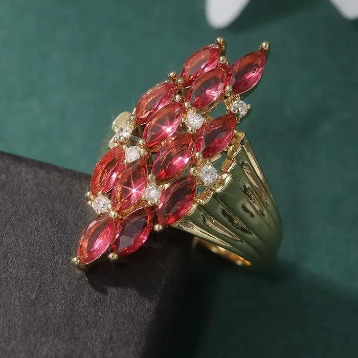 Superbe Bague en Zirconia Synthétique Rouge Rose pour Femme