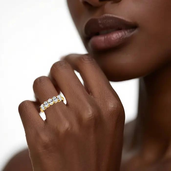 Bague de fiançailles en or jaune 14K sertie de Moissanite pour femmes, cadeau d'anniversaire, mariage, Noël, occasions spéciales