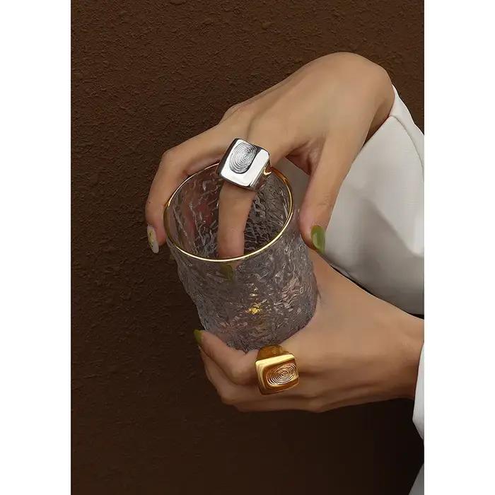 Bague punk en acier inoxydable plaqué or avec design irrégulier pour femmes, mode et soirées spéciales
