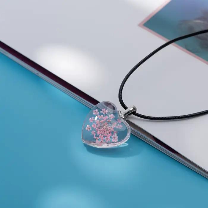 Pendentif en verre de coeur de pêche d'amoureux pour les femmes