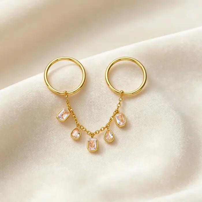 Bague en acier inoxydable française avec pampille en zircon pour femmes élégante et minimaliste idéale pour les occasions spéciales et le quotidien
