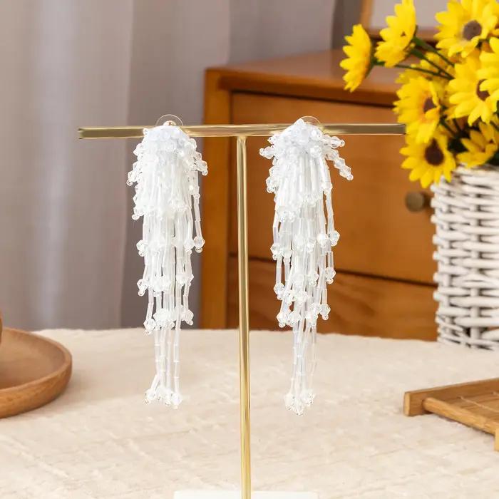 Pendentif pompon très individualiste avec une boucles d'oreilles longues de Style rétro, boucles d'o
