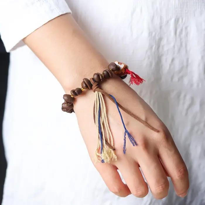 Bracelet mignon de grain de café pour des dames
