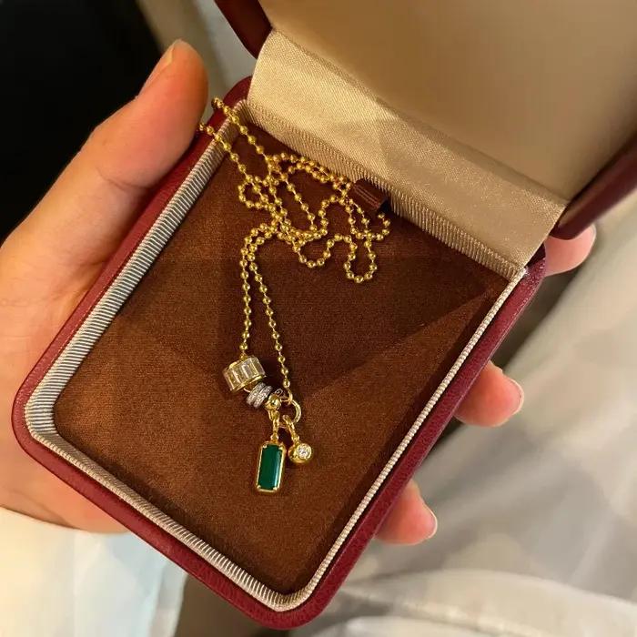 Collier en calcédoine verte de luxe, irrégulier, vintage, exquis, haute qualité, chaîne UR, bijoux créatifs