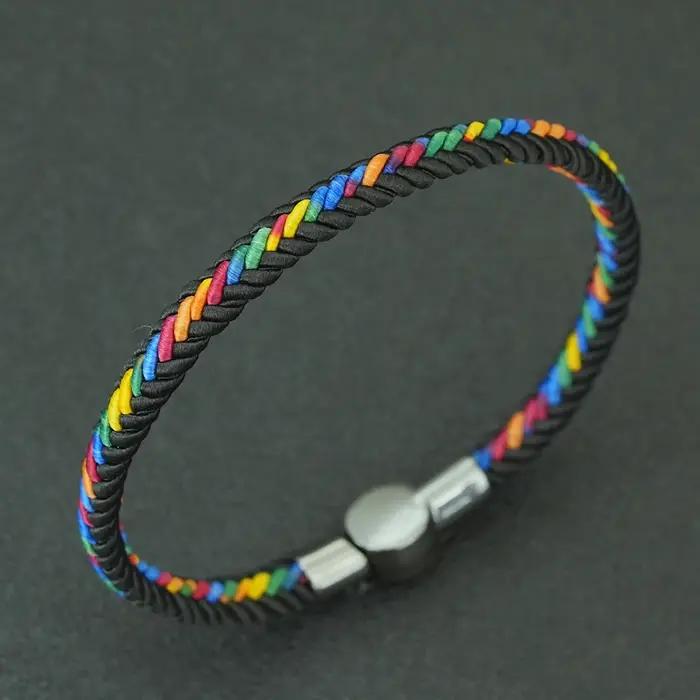 Bracelet à cordes ethniques unique unisexe avec motifs géométriques pour femmes et hommes pour diverses occasions et cadeaux spéciaux