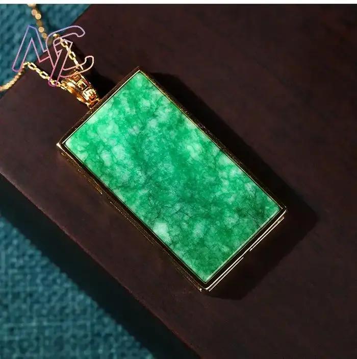 Collier pendentif en Jade naturel vert
